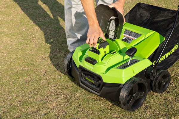40V Déchaumeuse / Scarificateur 2-en-1 38cm - Sans batterie
