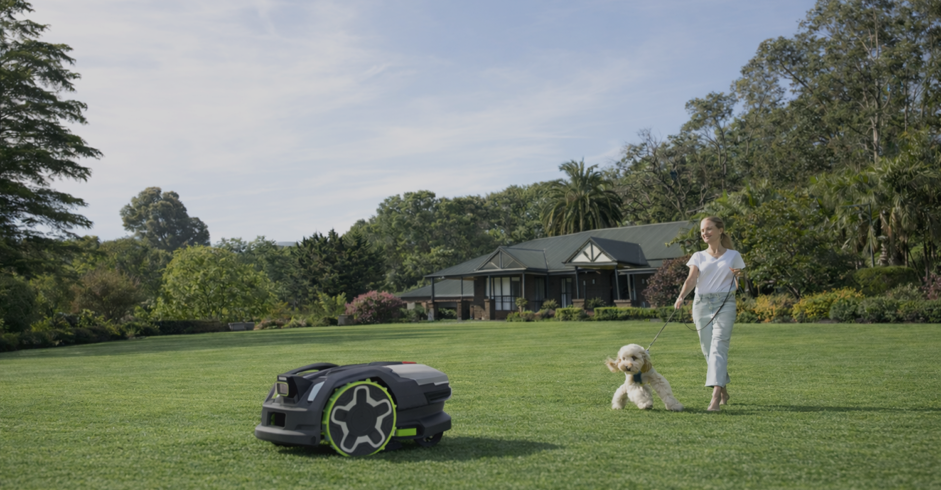 Technologie innovante pour un entretien du jardin en toute sérénité.