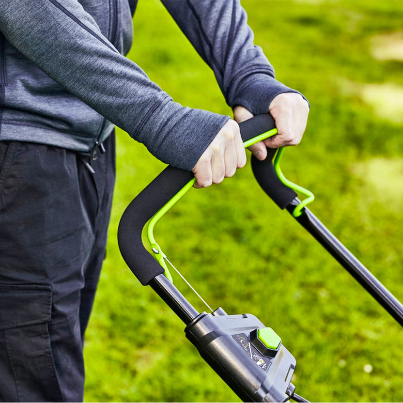 Tondeuse à Gazon Sans Fil Greenworks 40V - 41cm De Coupe - Pour Pelouses Jusqu'à 300m² - Avec Batterie 2.5Ah Et Chargeur